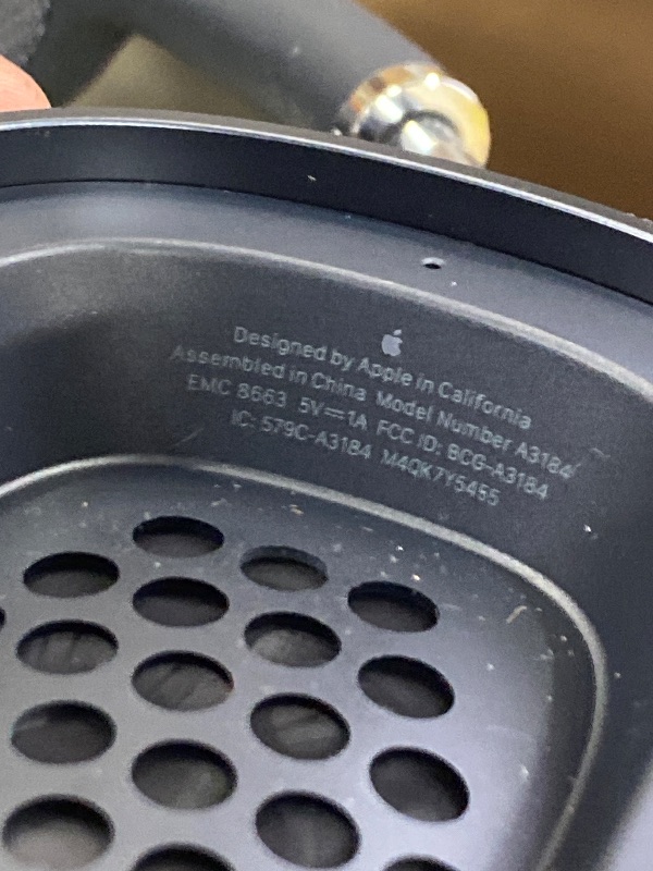 Photo 1 of Apple AirPods Max Wireless Over-Ear Headphones, Pro-Level Active Noise Cancellation, Transparency Mode, Personalized Spatial Audio, USB-C Charging, Bluetooth Headphones for iPhone - Midnight