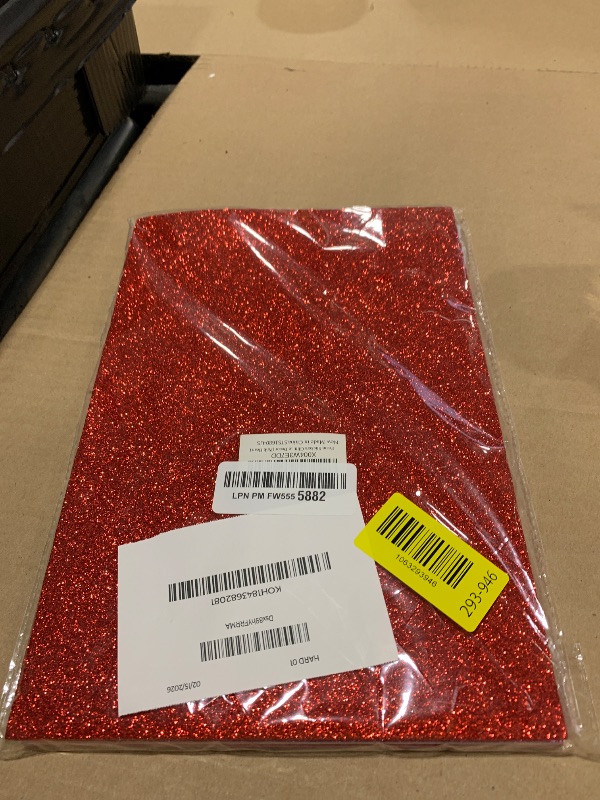 Photo 1 of 1040 PCS Foam Stickers Glitter Heart Stickers, Valentine's Day Heart Self Adhesive Foam Sticker for Valentine's Day Wedding Crafts Arts Supplies Scrapbooking DIY Greeting Card Envelopes Home Decor