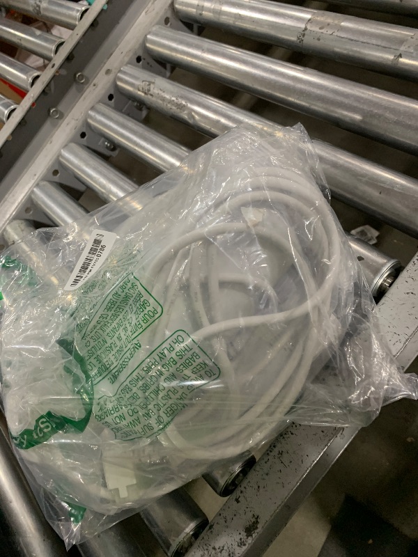 Photo 1 of VEVOR Salt Water Chlorinator System, Pool Chlorination Cell Fits for Hayward W3T-Cell-9 (T9), Pool Cell Salt Water System for In-Ground Swimming Pools up to 25,000 Gallons, 15 ft Power Line, White