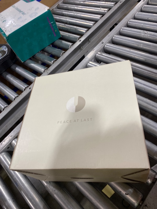 Photo 1 of Hizoo Pillow Type Neck Massager