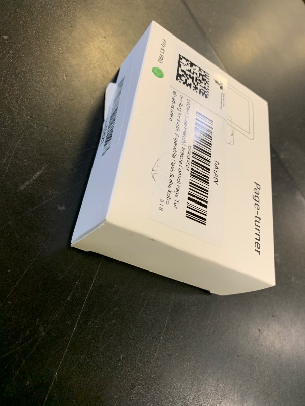 Photo 1 of [Case-Friendly] Remote Control Page Turner Ring for Kindle Paperwhite Oasis Scribe Kobo eReaders, Camera Camcorder Remote Controls, Page Turner Clicker for iPhone ipad Tablets with Storage Bag Green