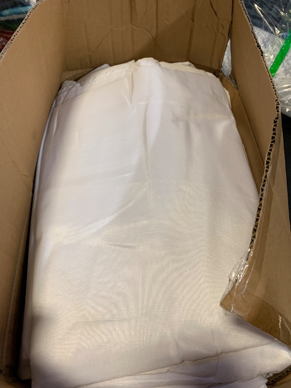 Photo 1 of 10 Pack White Round Tablecloths, 120 Inch Stain Resistant and Wrinkle Polyester Fabric Washable Table Clothes Cover for Kitchen Dining, Wedding, Reception Banquet, Birthday Party, Buffet Restaurant