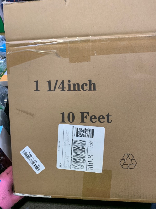 Photo 1 of 10 Feet black