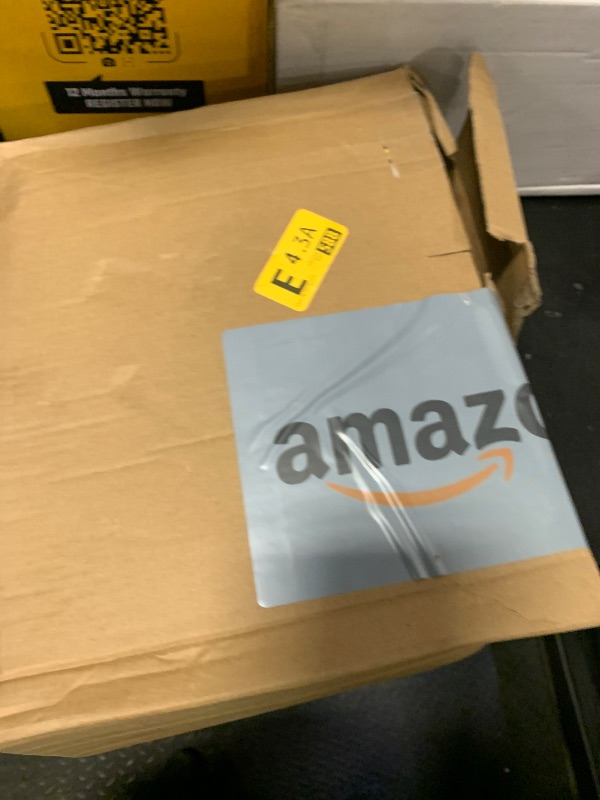 Photo 1 of KERWINN Solar Panel Disconnect Switch,40A 1000V RV Circuit Breaker Box with PV Surge Protector IP65 Waterproof 2 String 2 in 2 Out PV Combiner Box for Solar Panel