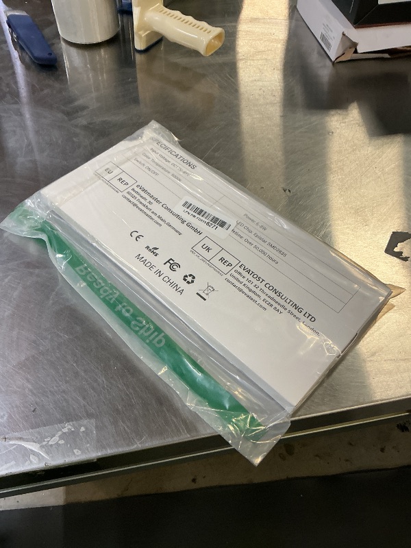 Photo 1 of 12v LED Interior Light Bar?CT CAPETRONIX 120LEDs 1500LM 8W DC 12 Volt led Strip Lights with ON/Off Switch?for Enclosed Cargo Trailer, Car RV Van Truck Lorry Camper Boat Caravan Motorhome (4Pack)