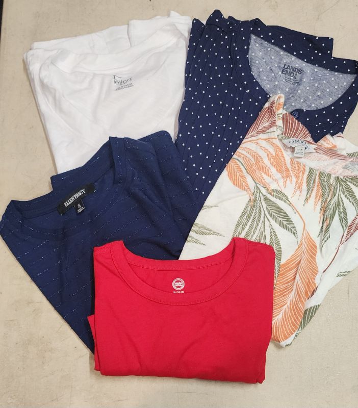 Photo 1 of FINAL SALE NO RETURNS LOT OF 5 PCS WOMEN'S CLOTHING ALL SIZES