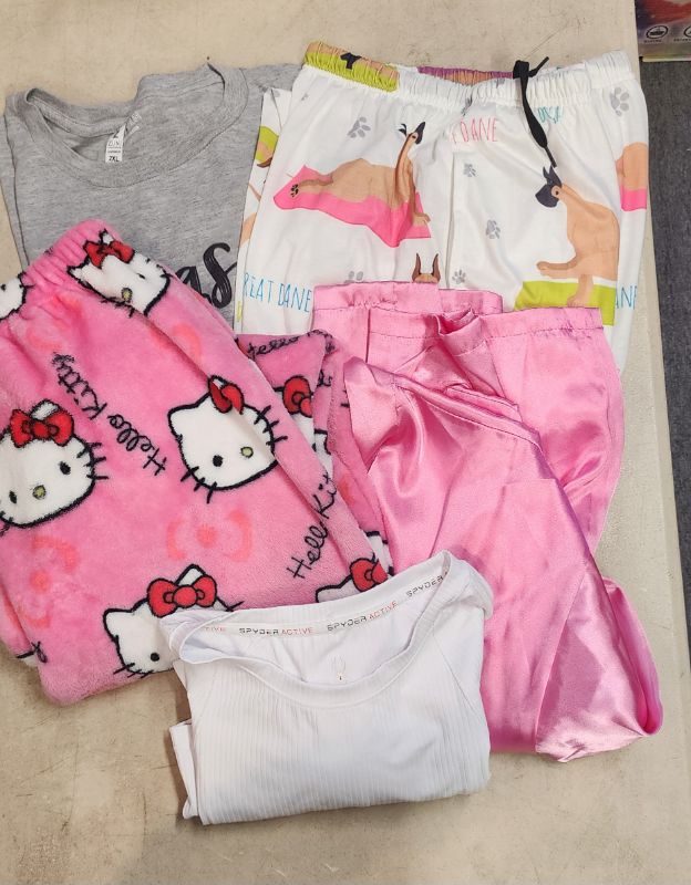 Photo 1 of FINAL SALE NO RETURNS LOT OF 5 PCS WOMEN'S CLOTHING ALL SIZES