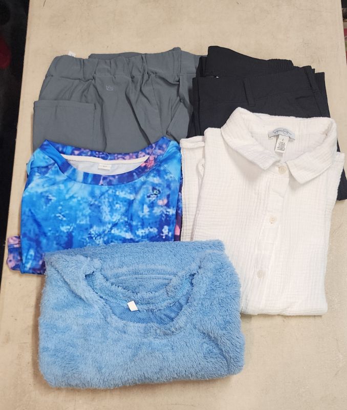 Photo 1 of FINAL SALE NO RETURNS LOT OF 5 PCS WOMEN'S CLOTHING ALL SIZES