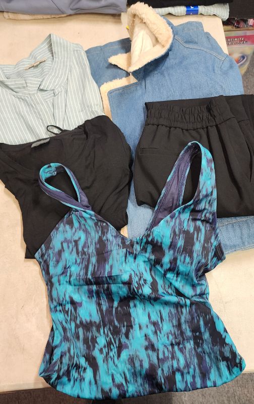 Photo 1 of FINAL SALE NO RETURNS LOT OF 5 PCS WOMEN'S CLOTHING ALL SIZES