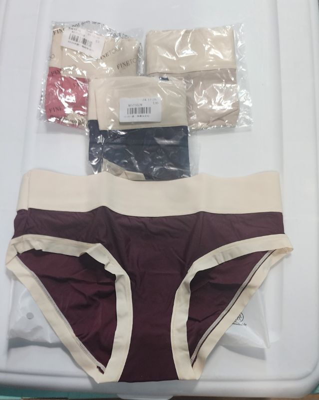 Photo 1 of SIZE M WOMEN'S 4 PACK BIKINIS