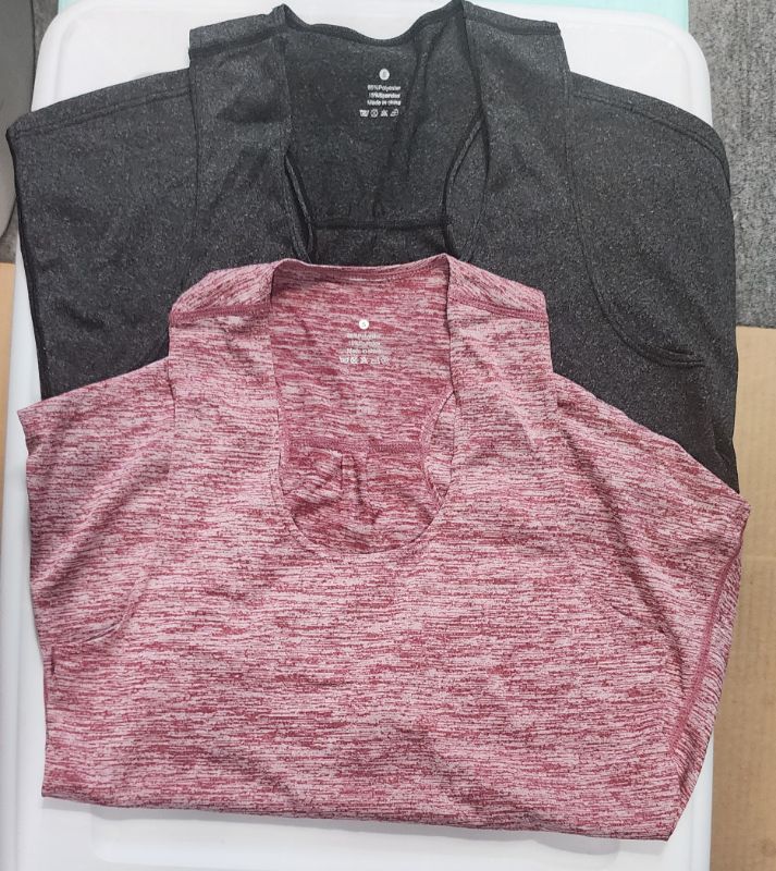 Photo 1 of SIZE S WOMEN'S PERFORMANCE TANKS