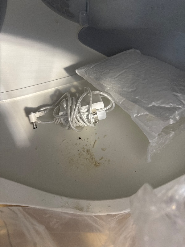 Photo 1 of Meowant Self Cleaning Litter Box, Automatic Litter Box Self Cleaning with APP Control, 75L Extra Large Open Low Entry Smart Cats Litter Boxs for Multi-Cat Compatible Senior Cats Large Cats