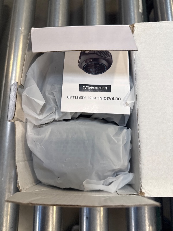 Photo 1 of 2 Pack Ultrasonic Pest Repellent Plug in, Indoor Pest Rodent Control for Mouse Mice Rat Squirrel Bat Roach Spider Ant Bug, Electronic Repelling Device Mouse Traps