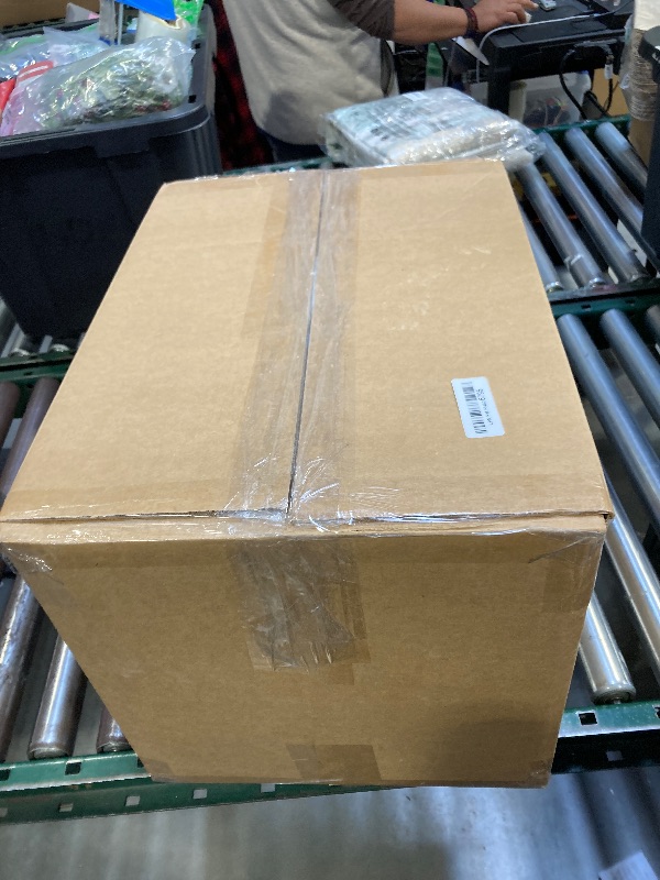 Photo 1 of Three Geese Luxury Goose Down Comforter Oversize King Size, Ultra-Soft Fluffy Duvet Insert for All Season, 1800TC Cotton Blended Cover Hotel Style Bedding Comforter 116x98 inch