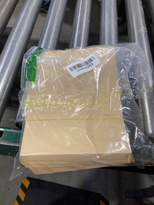 Photo 1 of 200 Pcs Paper Sandwich Bags 7.9 x 8.6 Inch Greaseproof Wax-lined Brown Lunch Bag Bakery Bags for Cookies Sandwich Snacks Popcorn Doughnut