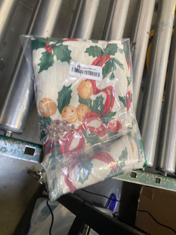 Photo 1 of Christmas table cloth