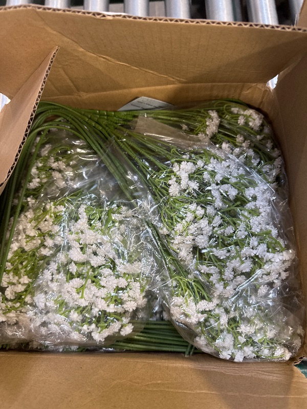 Photo 1 of 100 Pcs Babys Breath Artificial Flowers, Baby Breath Flowers Artificial Bulk, Real Touch White Fake Flowers, Faux Babies Breath Gypsophila for Wedding Home Decor Floral Arrangement