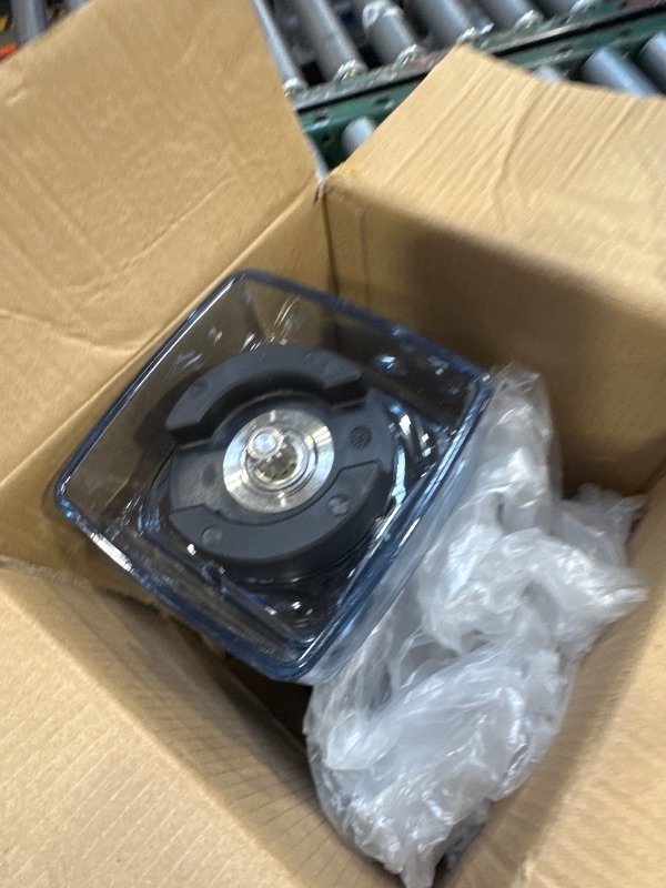 Photo 1 of Blender Pitcher 64oz Replacement Container Cup Jar for 5200,6000,6300,5300,6500,7500,750,VM0102, VM0103, Classic C-Series/G-Series/Propel/Professional Series, 2-year full warranty