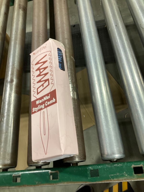 Photo 1 of 2PCS Curl Defining Brush,Curly Roll Comb, Curl Hair Separating Brush for Curly Hair Wet, Shaping and Defining Curls for Women and Men (Red)