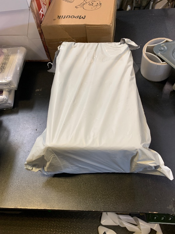 Photo 1 of (2 Pack) G40 Incandescent Light Bulb 2700K Soft Light, Decorative Globe Light Bulbs,E26 Medium Base, Perfect use for Decor, Pendant, Bathroom/Vanity Mirror Makeup, Dimmable. White-Finish (25)