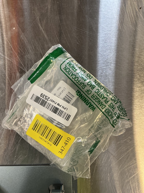 Photo 1 of [Patent] Muzata 40 Pack 1/8" Swageless Invisible Cable Railing Kit Hardware Cable Railing Toggle Anchor Swageless Fittings Terminal Fixed End for Metal Post T316 Stainless Steel Angle Adjustable CB17