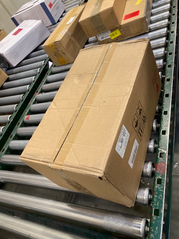 Photo 1 of 16 Pack Ribbed Glass Cylinder Vases 5.5, 6 Inch Tall Clear Flower Vase Hurricane Floating Candle Holder for Table Centerpiece Wedding Home Decor