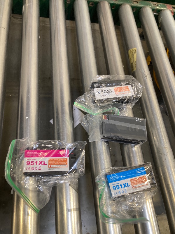 Photo 1 of 950XL 951XL Combo Pack High Yield 5-Pack Compatible for HP 950 951 Ink Cartridges Combo Pack Work with HP OfficeJet Pro 8600 8610 8620 8100 8630 8660 8640 8615 76DW 251DW (3 Color 2 Black)