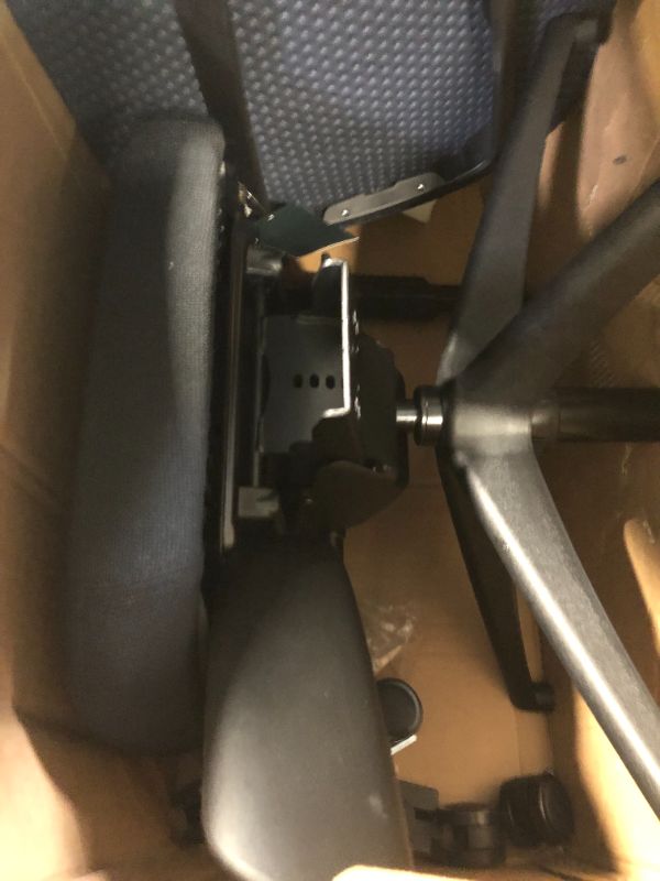 Photo 1 of (4/11/2026 ***FINAL SALE/NO RETURN, SOLD AS PARTS***)
COLAMY Ergonomic Office Chair, 4D Armrests, Seat Depth Adjustment, Memory Foam Seat, Twistable Back with Lumbar Support, Aluminum Alloy Base, 4-Position Tilt Lock, Breathable Mesh Home Office Chair