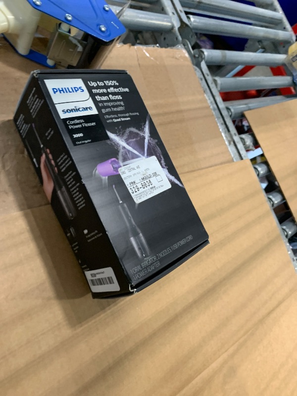 Photo 1 of *** Missing heads**** Philips Sonicare Cordless Power Flosser 3000 - Water Flosser with Innovative Quad Stream Technology, Oral Irrigator with 2 Flossing Modes and 3 Pressure Levels, IPX7 Waterproof, Black, HX3826/23