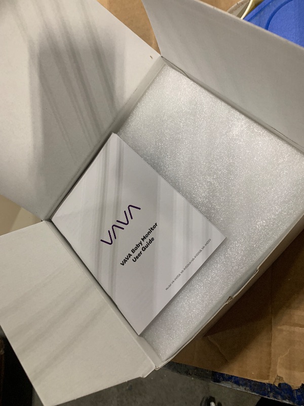 Photo 1 of *** SCREEN DIRTY AND HAS SMALL SCRATCHES **** VAVA VAIH006VAVA Video Baby Monitor With Camera 720P