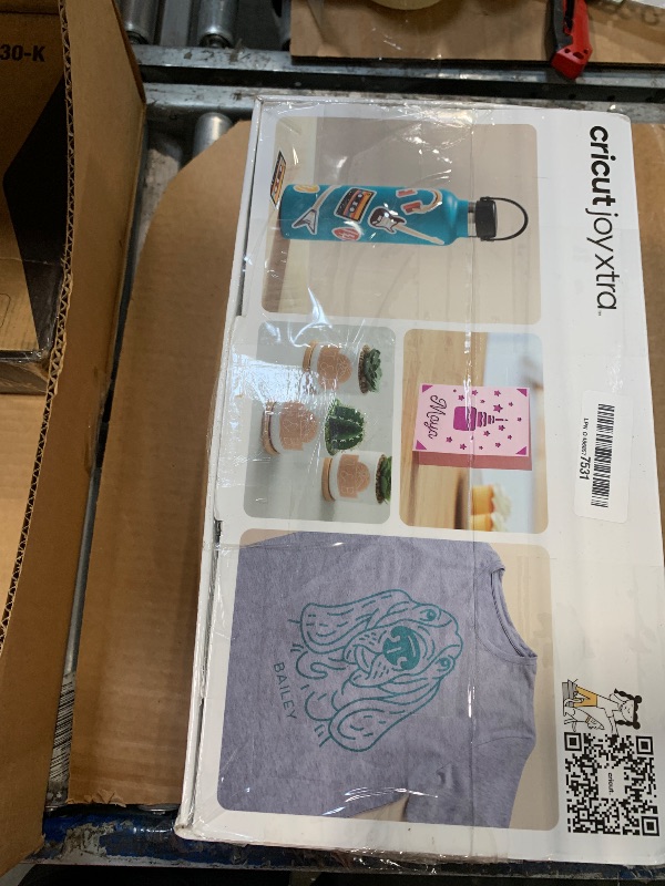 Photo 1 of ** SOLD AS IS NO REFUND, RETURN ** SEE COMMENTS!
Cricut Joy Xtra Digital Version