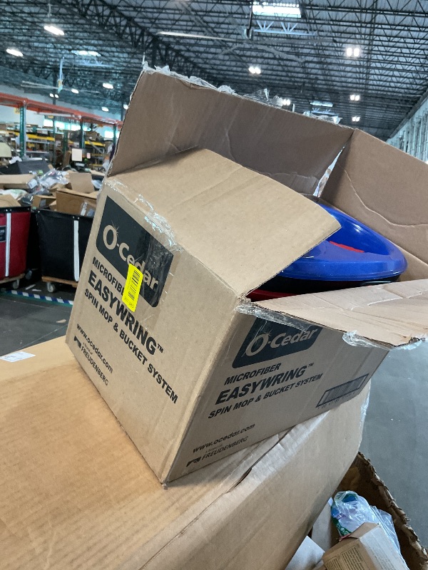 Photo 1 of ** SOLD AS IS NO REFUND/RETURN** SEE COMMENTS! O-Cedar RinseClean Spin Mop & Bucket System | Clean with Water | Removes 99% of Bacteria