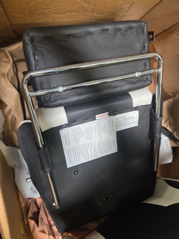 Photo 1 of ***MISSING PARTS*** GTPLAYER Gaming Chair, Computer Chair with Footrest and Lumbar Support, Height Adjustable Game Chair with 360°-Swivel Seat and Headrest and for Office or Gaming (White)