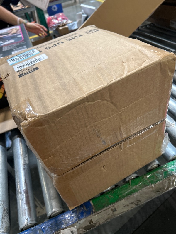 Photo 1 of ***NOT FUNCTIONAL, SELLING FOR PARTS AS IS FINAL SALE***YELLOW JACKET 20 Ton Pneumatic Bottle Jack – Heavy-Duty Air/Hydraulic Lift for Trucks & Autos, Manual & Air Pump Operation, Yellow***NOT FUNCTIONAL, SELLING FOR PARTS AS IS FINAL SALE***