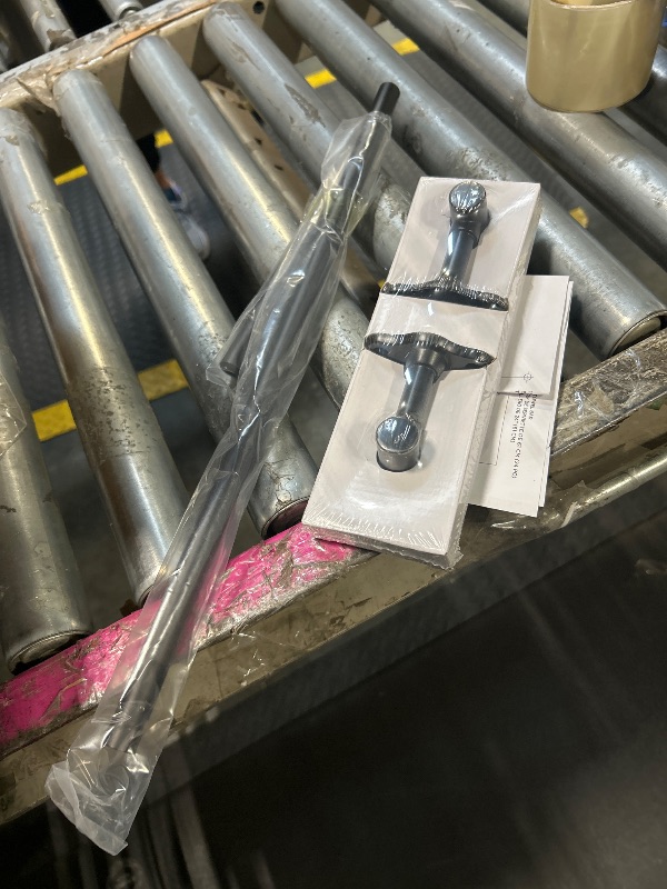 Photo 1 of ****SIMILAR ITEM***

12" Valet Rod For Closet Pull Out Slide Out Adjustable Heavy Duty Valet Rod For Closet, Laundry Room, Bedroom, Bathroom(Black)