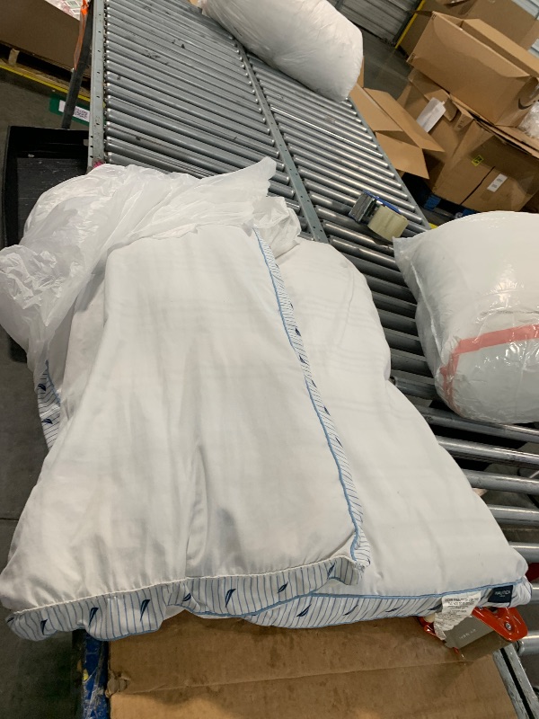 Photo 1 of ***DIRTY***CMKILOA Extra Firm Standard/Queen Bed Pillow, Hypoallergenic***DIRTY***