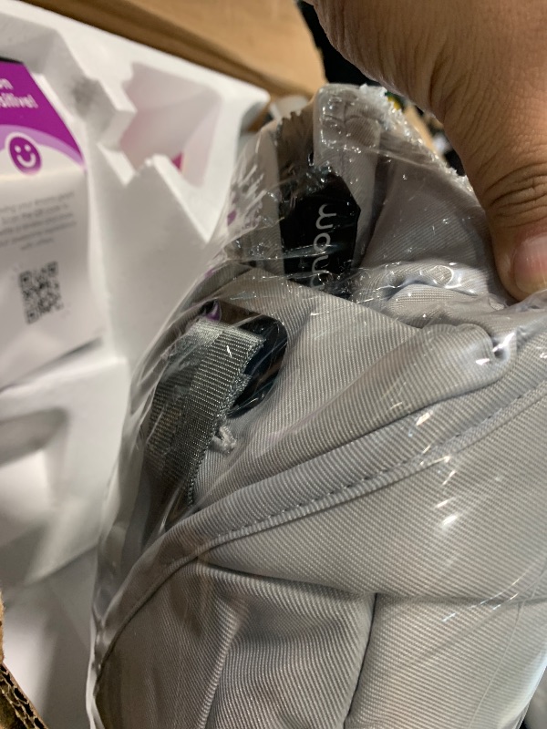 Photo 1 of ***DOES NOT WORK*** 4moms MamaRoo Multi-Motion Baby Swing, Bluetooth Enabled with 5 Unique Motions, Grey