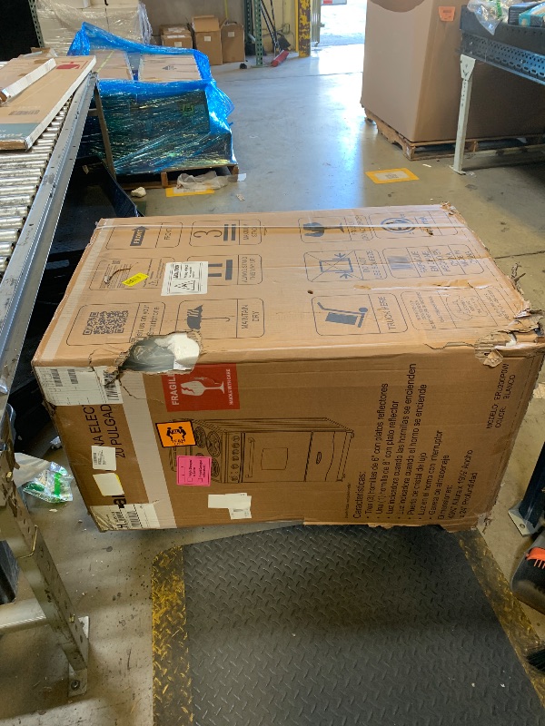 Photo 1 of Avanti Electric Range Oven Compact Design, 2.1-Cu.Ft. Capacity with 4 Coil Burners, Framed Glass Oven Door, Storage Drawer and Broiler with Pan, 20-Inch, White