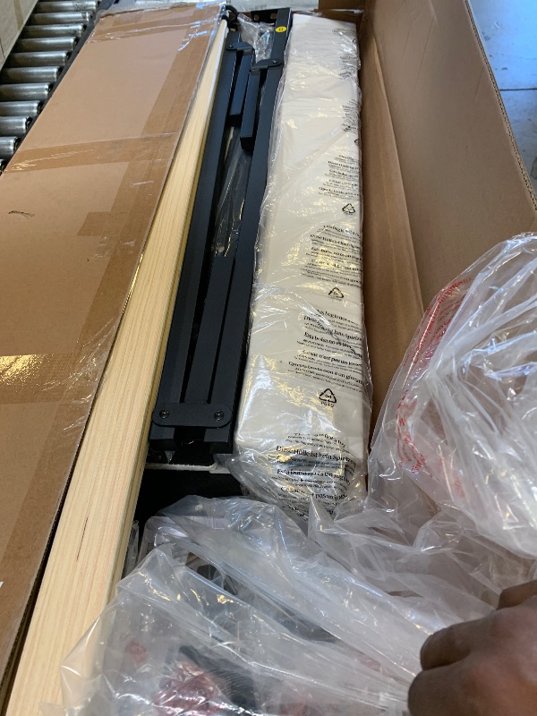 Photo 1 of unknow item