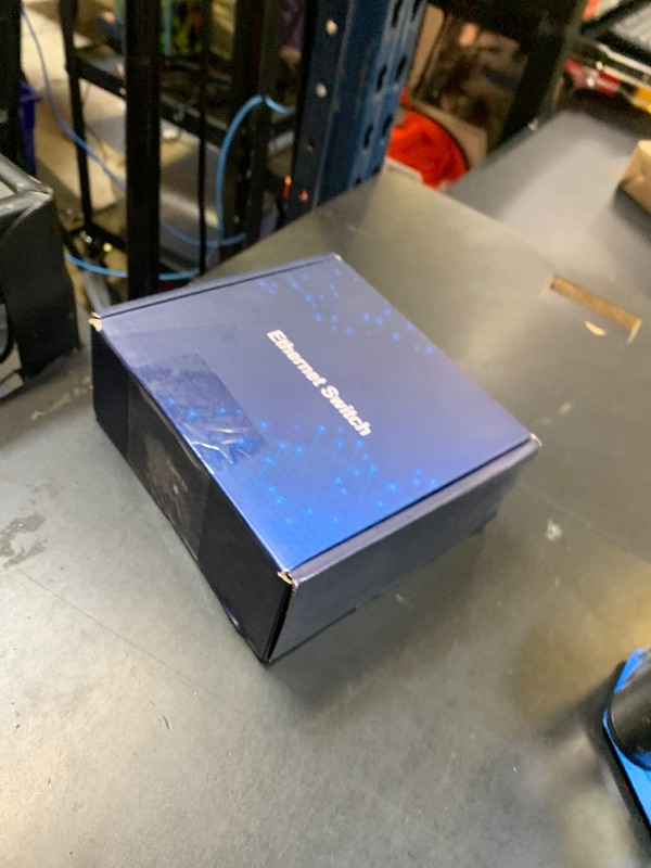 Photo 1 of 10Gb Ethernet Switch with 4 x 2.5GbE + 2 x 10GbE RJ45 Ports, VunLink 6 Port 10G/2.5G Multi-Gigabit Unmanaged Network Switch, Plug and Play, Fanless, Desktop/Wall-Mount, for Wireless AP, NAS, PC, Home