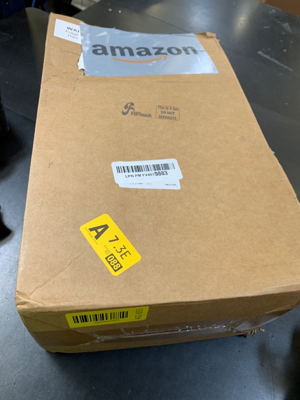 Photo 1 of FillTouch 24 Pcs Heart Shaped Champagne Flutes Wedding Plastic Goblet Cups 4.4oz Disposable Toasting Glasses Wine Cups for Galentine Bachelorette Wedding Bridal Shower Party(Clear,Pink)