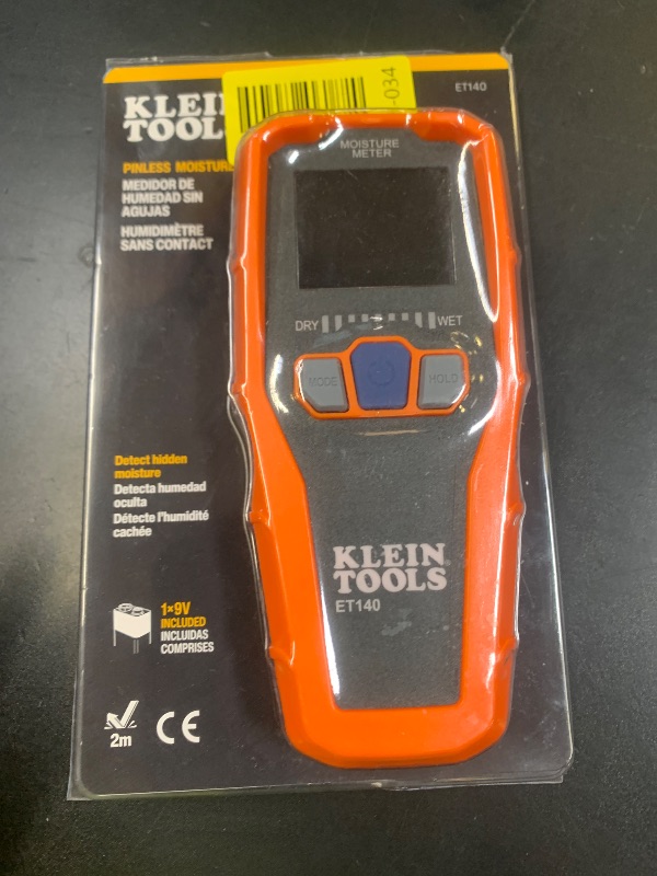 Photo 1 of Klein Tools ET140 Pinless Moisture Meter for Non-Destructive Moisture Detection in Drywall, Wood, and Masonry; Detects up to 3/4-Inch Below Surface