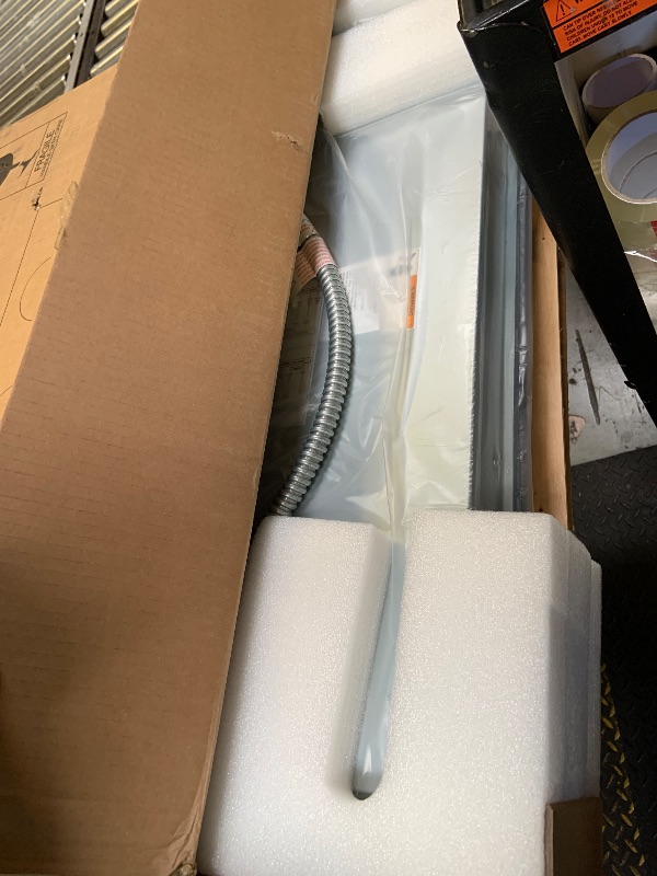 Photo 1 of AMZCHEF 30 Inch Electric Cooktop, Built-in with 4 Burners Max 7000W with 30" Glass Ceramic Cook Top,Knob control, Hot Surface Indicator,220V - 240V Hard Wire, No Plug
