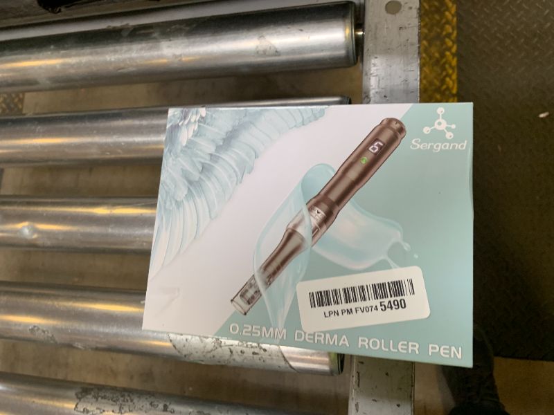 Photo 1 of 0.25mm Derma Roller Pen