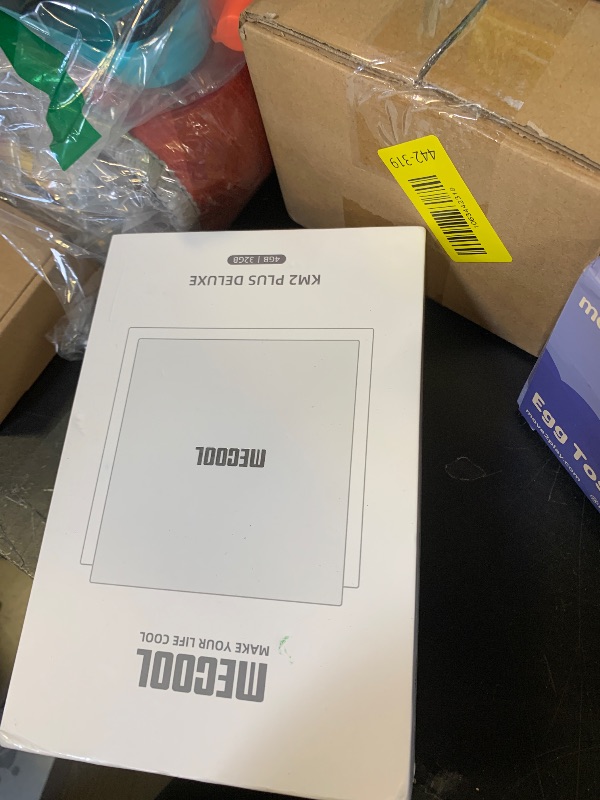 Photo 1 of Android TV Box 14.0, MECOOL KM2 Plus Deluxe Smart TV Box 4GB 32GB Voice Assistant Dolby Atmos and Vision, Compatible with AV1 HDR 4K 2.4G 5.0G WiFi6 BT5.0 Amlogic S905X4