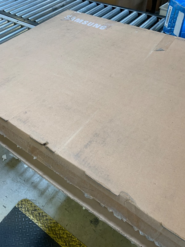 Photo 1 of Samsung 55” 4K BEFX-H Business Pro TV, UHD Resolution, SmartThings Pro, High Dynamic Range, Sleek Design, VXT Compatible, LH55BEFHLGFXGO
