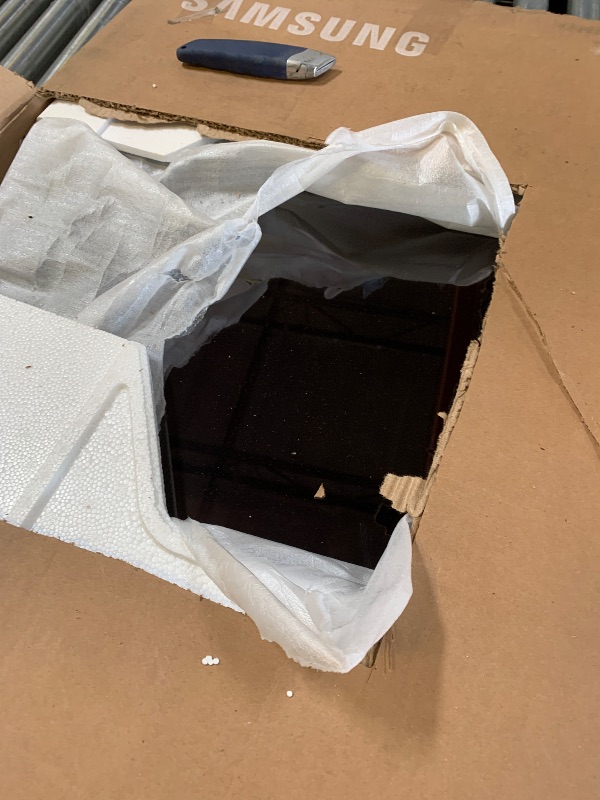 Photo 1 of Samsung 55” 4K BEFX-H Business Pro TV, UHD Resolution, SmartThings Pro, High Dynamic Range, Sleek Design, VXT Compatible, LH55BEFHLGFXGO
