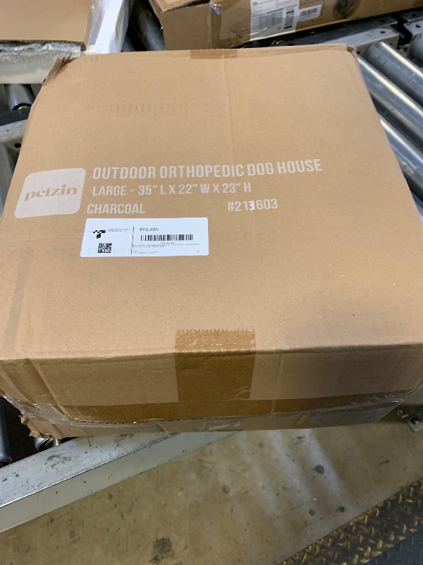 Photo 1 of pelzin out door orthopedic dog house 