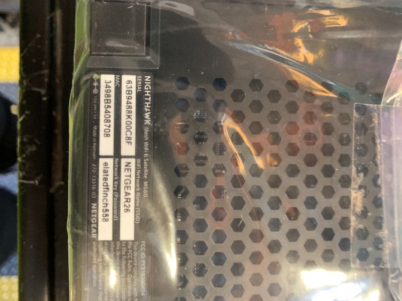 Photo 1 of NETGEAR Nighthawk Dual-Band WiFi 6 Mesh Add-on Satellite