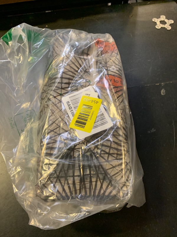 Photo 1 of Futuro Night Wrist Sleep Support Brace, Adjustable Nighttime Splint for Carpal Tunnel Relief, Cushioned Beads and Removable Stabilizer, Fits Left or Right Hand (2-Pack)